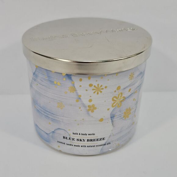 Bath & Body Works Blue Sky Breeze 3-Wick Scented Candle 14.5 oz Limited Edition - Picture 1 of 3